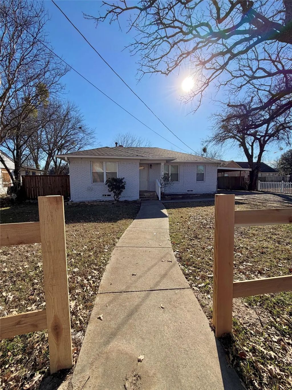 9614 San Leon Avenue, Dallas