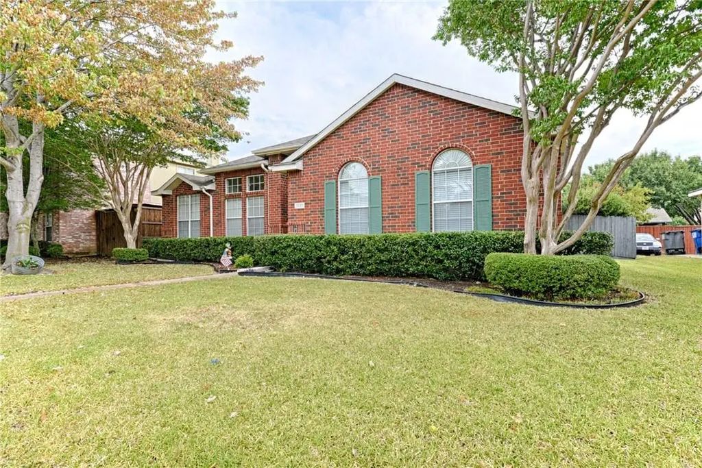 1531 Hickory Trail, Allen