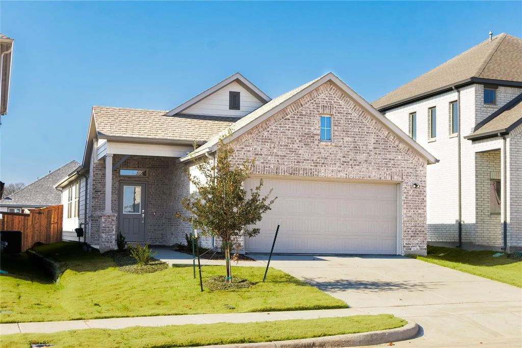 3908 Nasworthy Drive, Farmersville
