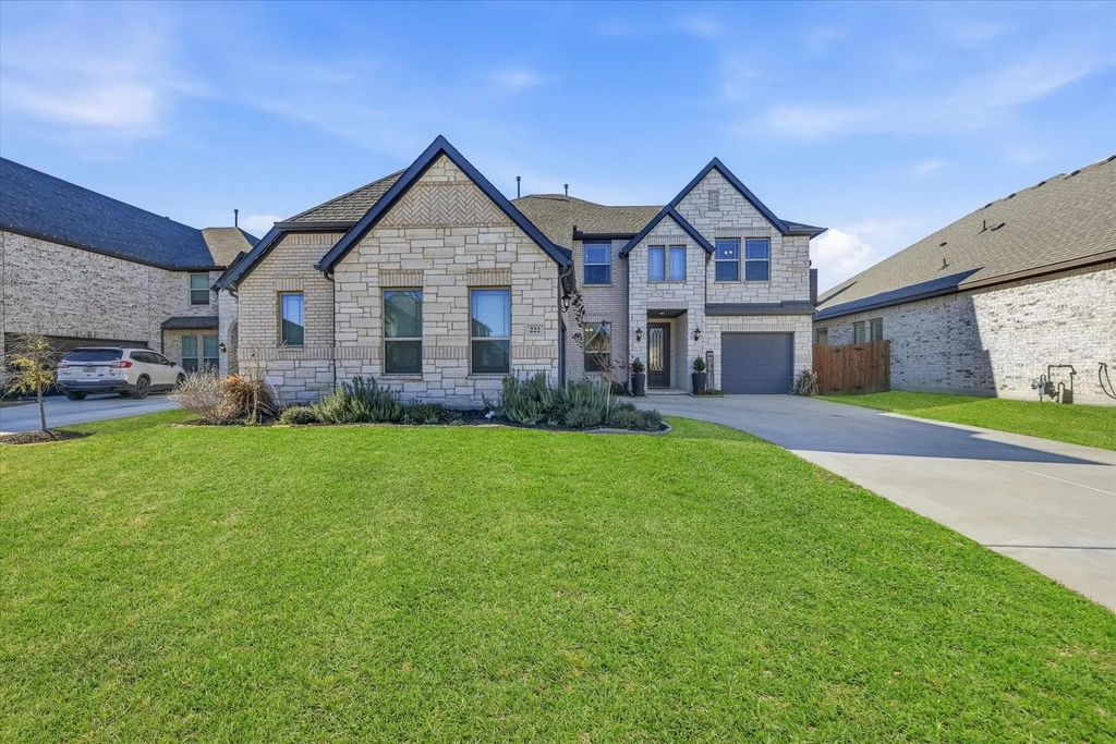222 Lakewood Lane, Ponder