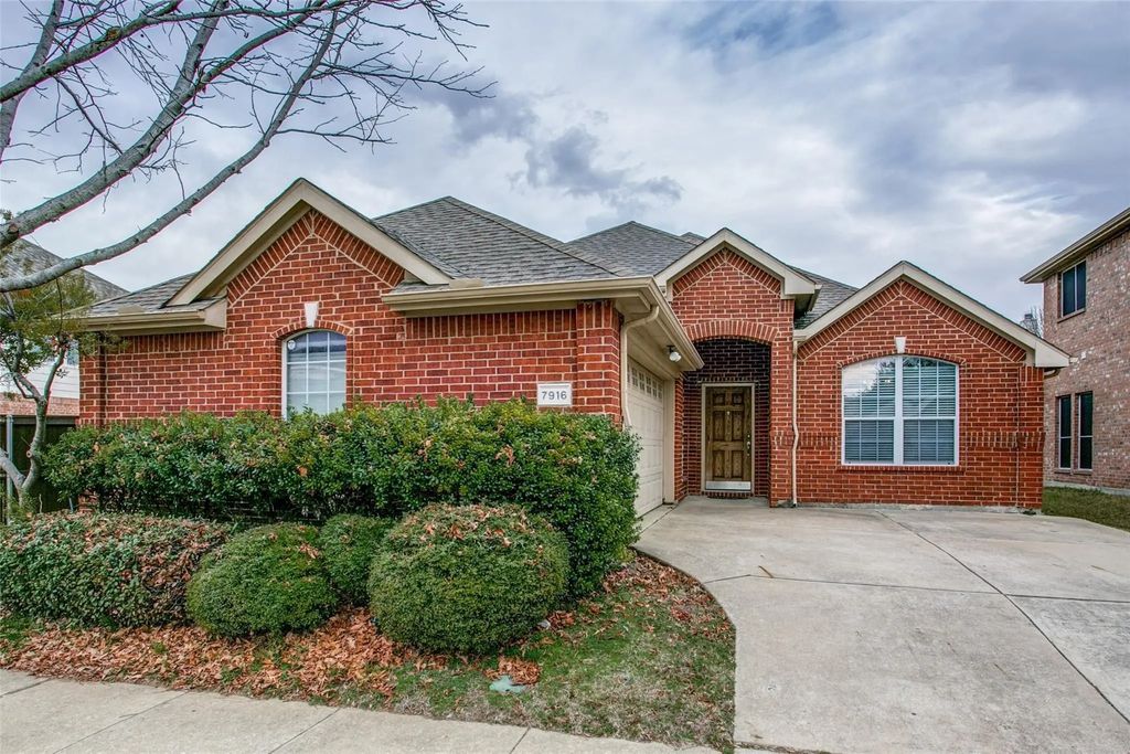 7916 Riverwalk Trail, McKinney