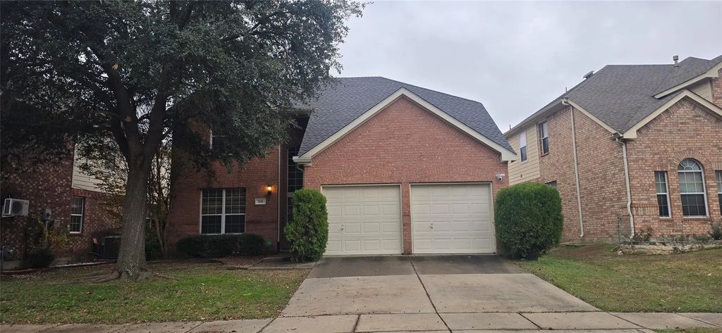 818 Green Pond Drive, Garland