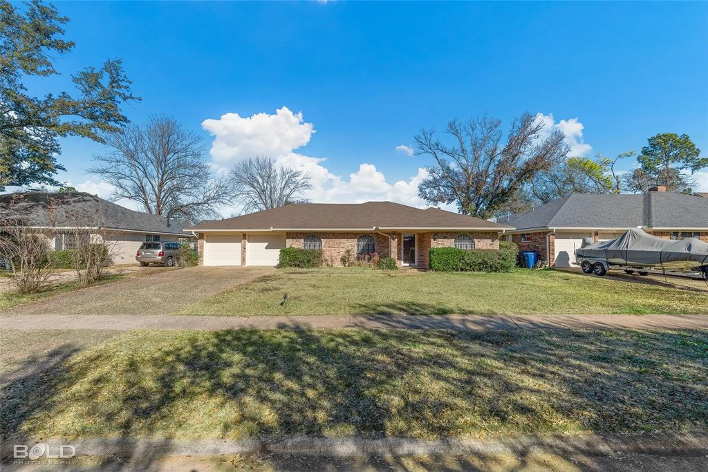 414 N Dresden Circle, Shreveport