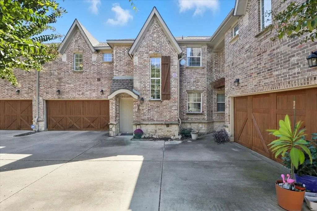 1122 Bethel School Court, Coppell
