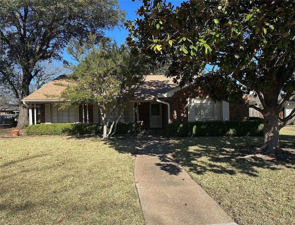 705 Tarryall Drive, Dallas