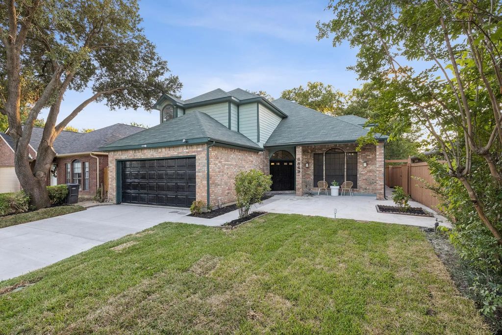 6849 Black Wing Drive, Fort Worth