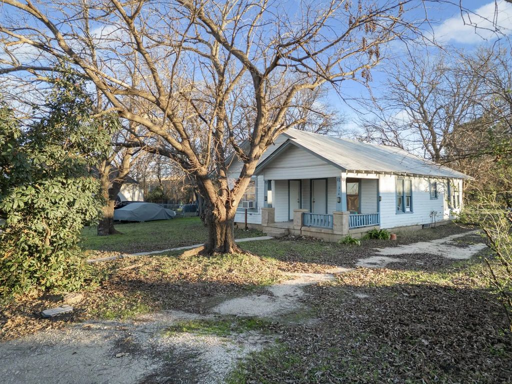 214 N Preston Street, Whitney