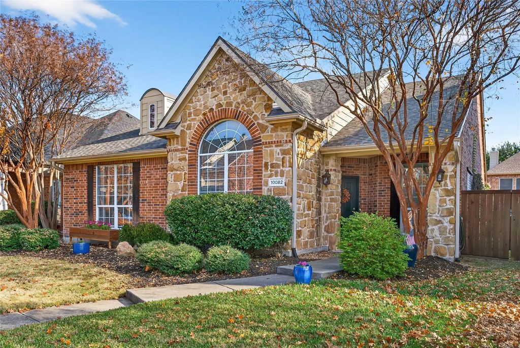 10082 Planters Row Drive, Frisco