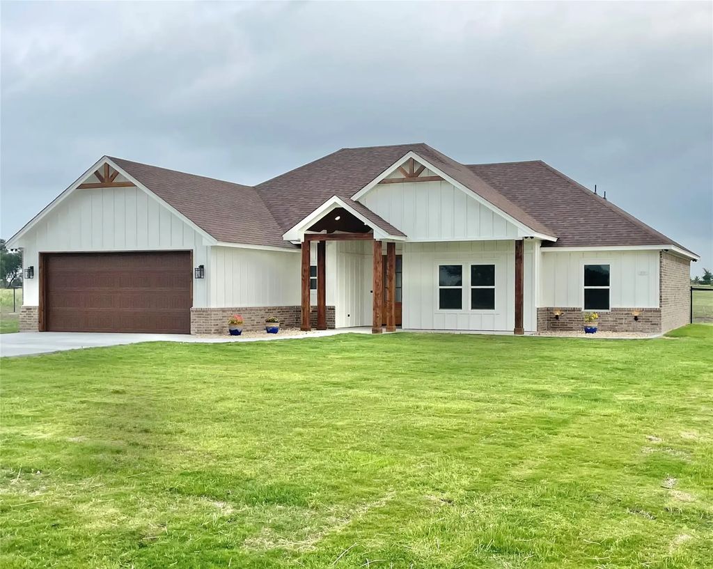 1017 Sabrina Court, Weatherford