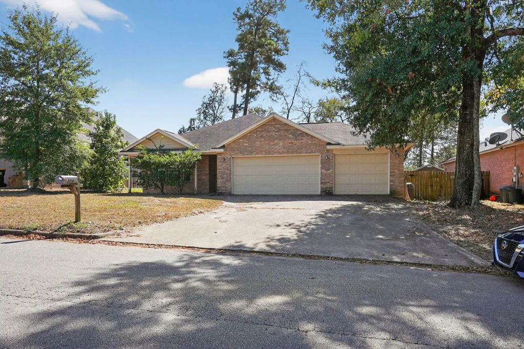 12040 Maverick Drive, Willis
