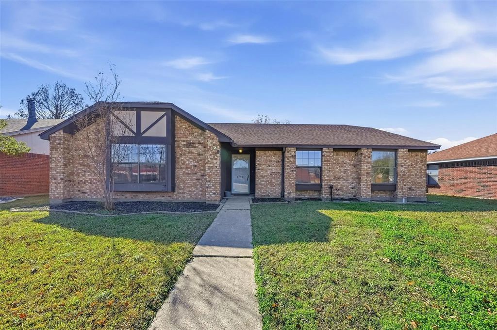 2708 Chisolm Trail, Mesquite
