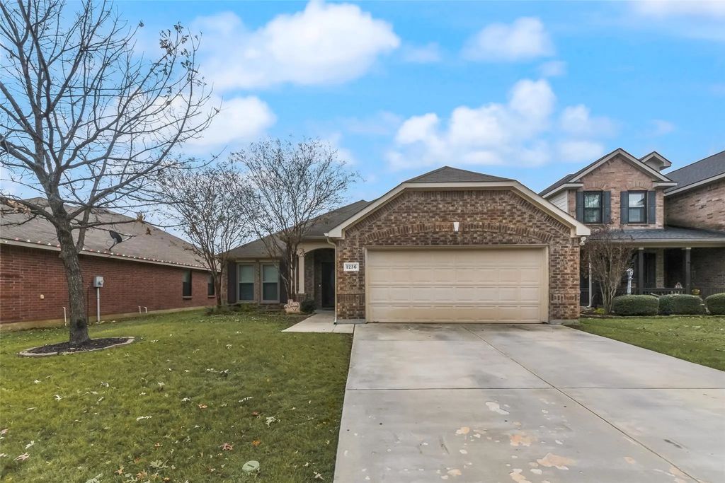 1236 Elkford Lane, Fort Worth