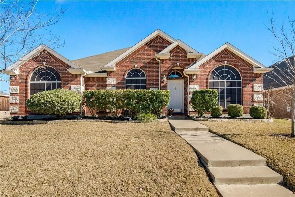 2226 Hollow Way, Garland