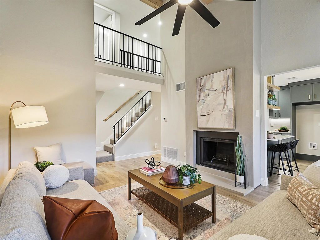 7494 E Northwest Highway 144, Dallas