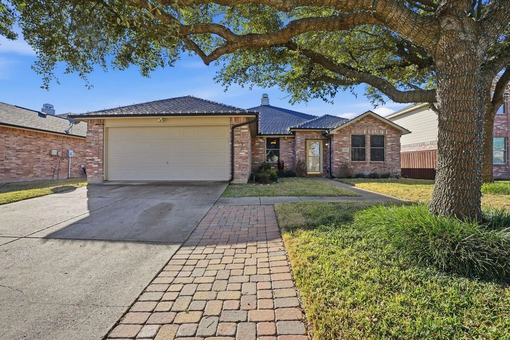 2920 Jamestown Drive, Wylie