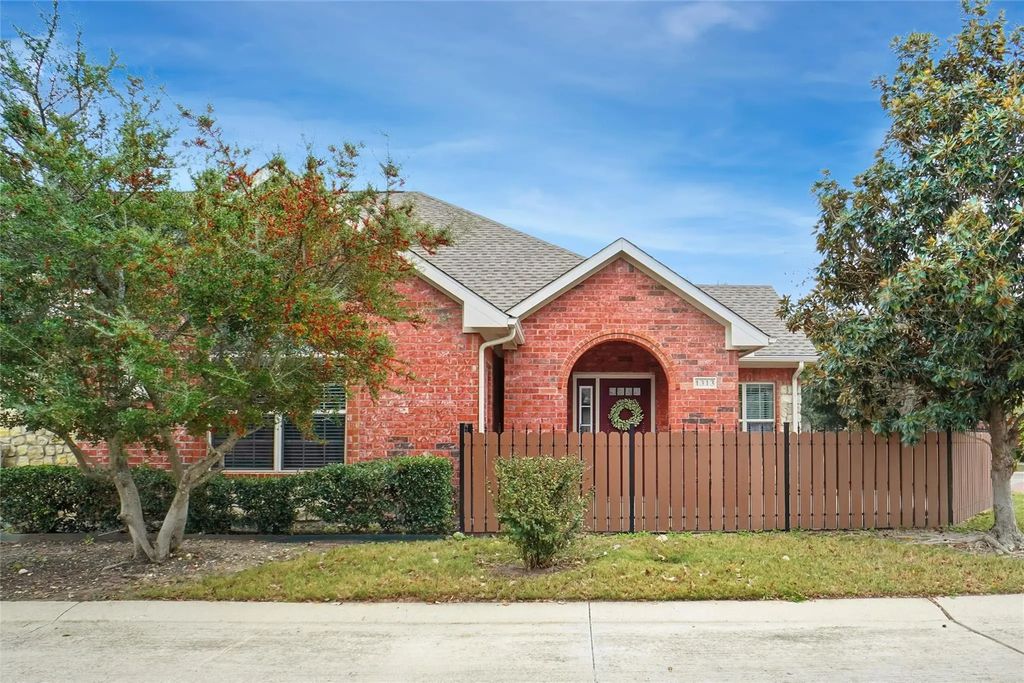 3211 Rosemeade Drive 1313, Fort Worth