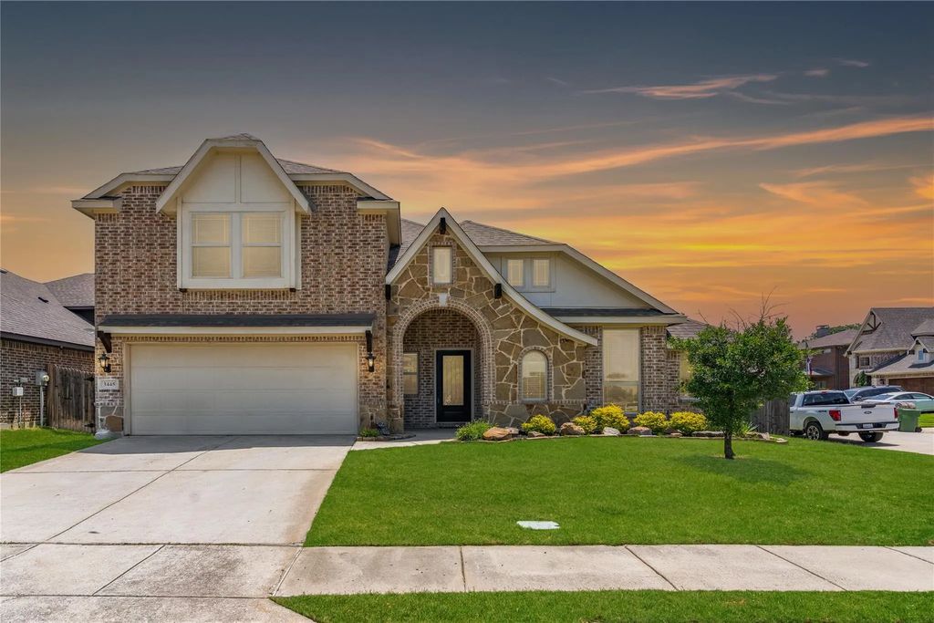 3445 Varsity Drive, Oak Point