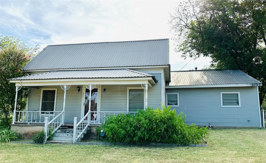 311 S Melwood Street, Winters