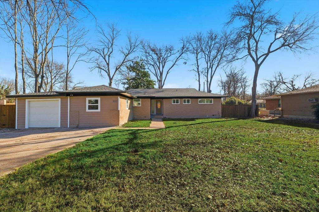 2900 Old Orchard Road, Garland