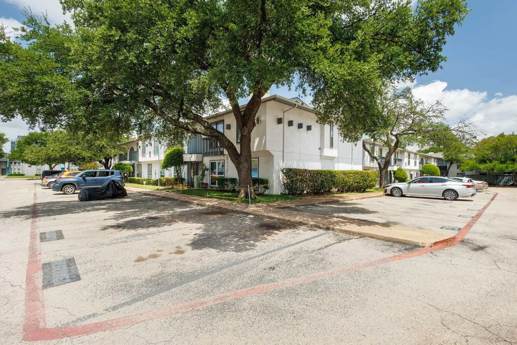 12888 Montfort Drive 214, Dallas