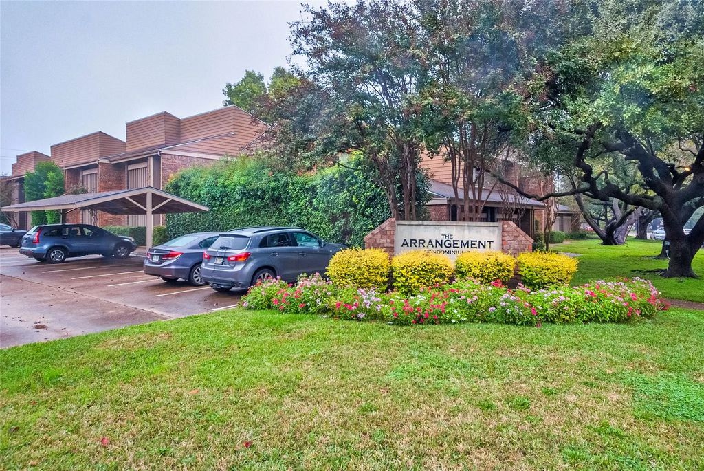 5130 Amesbury Drive 203, Dallas