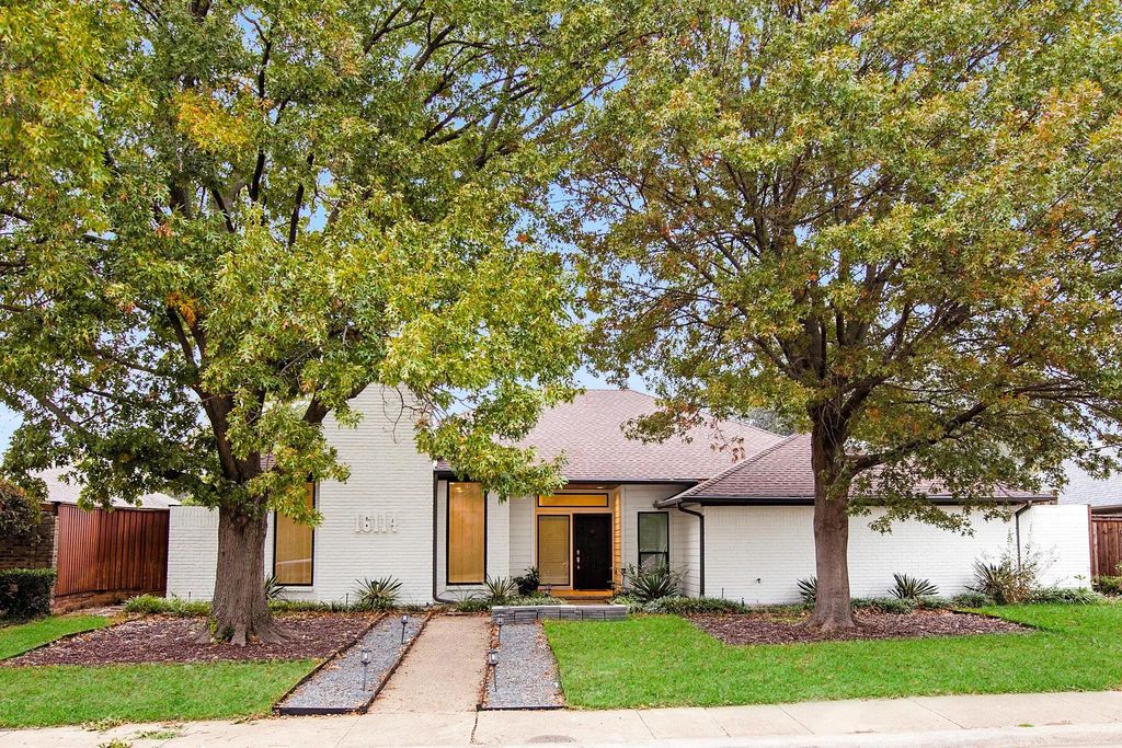 16114 Shadybank Drive, Dallas