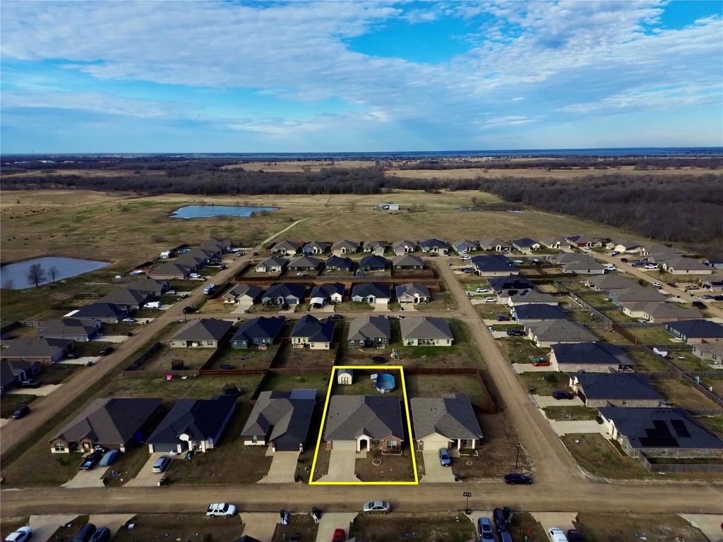 140 Creek Meadow Drive, Mabank