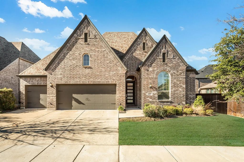 2205 Overton Park Drive, Prosper