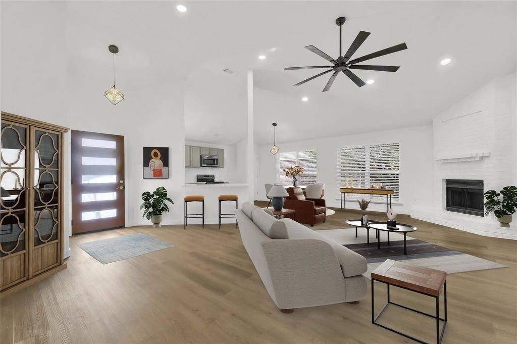 403 Kalmia Drive, Arlington