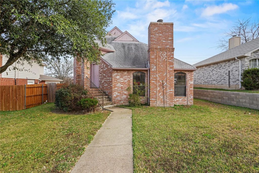 12820 Hilltop Drive, Balch Springs