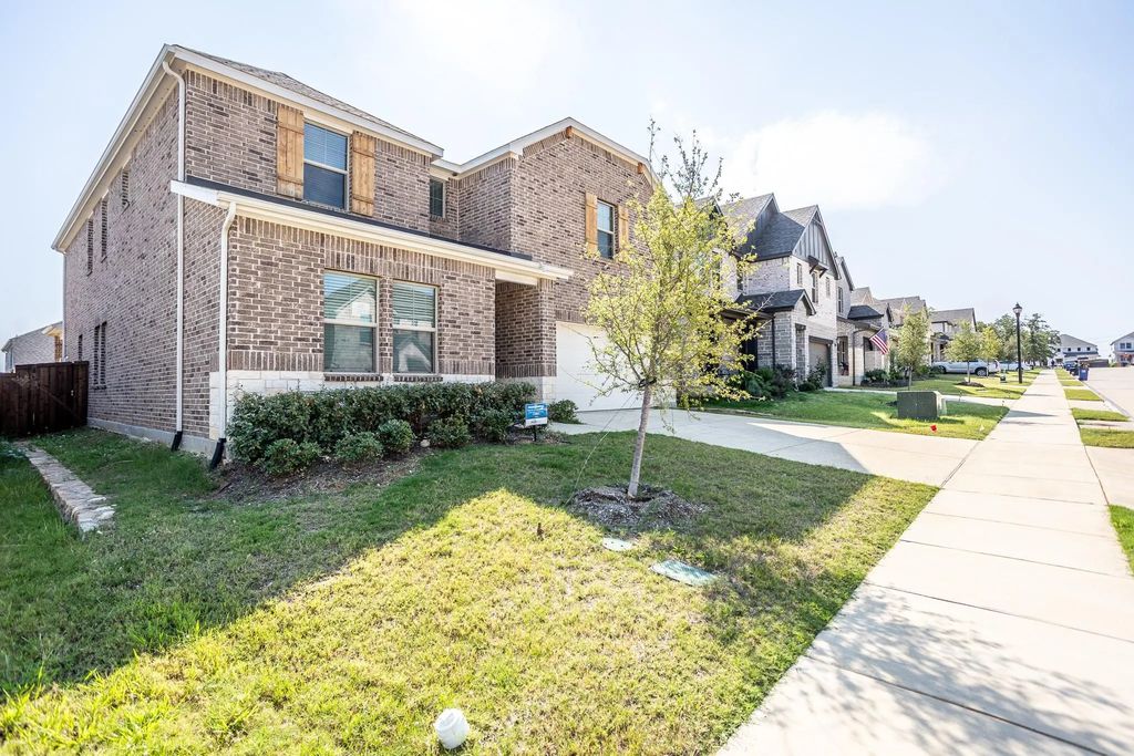 2436 Yosemite Way, Corinth