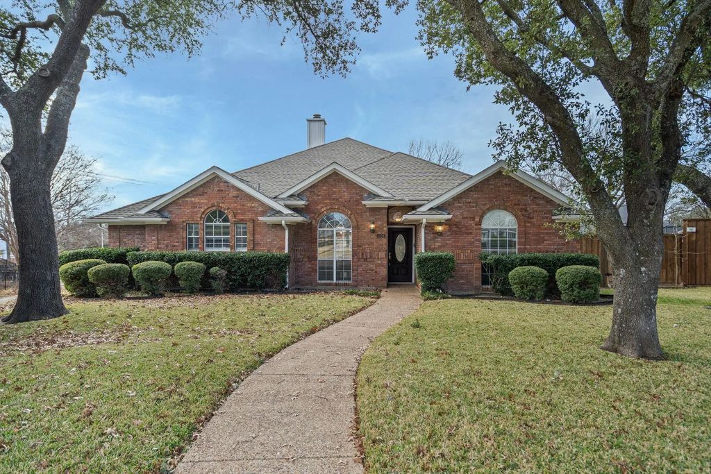 1301 Iowa Drive, Plano