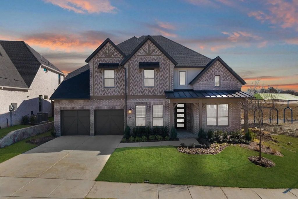 1316 Waterford Drive, Celina