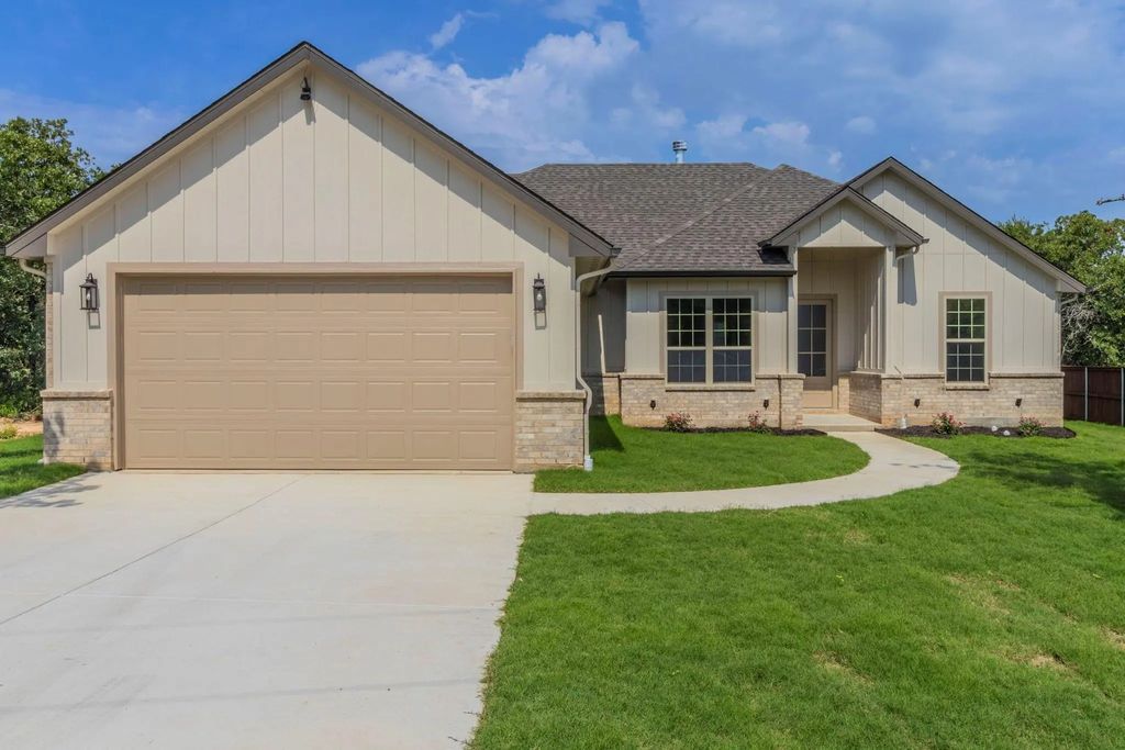 458 Jim Walters Drive, Runaway Bay