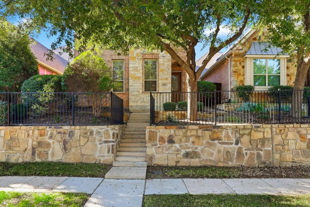 2462 Sunderland Lane, Lewisville