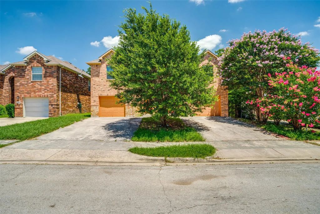 430 Woodgrove Drive, Little Elm