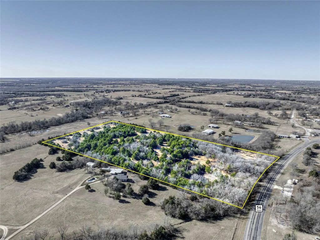 4292 State Highway 56, Bells