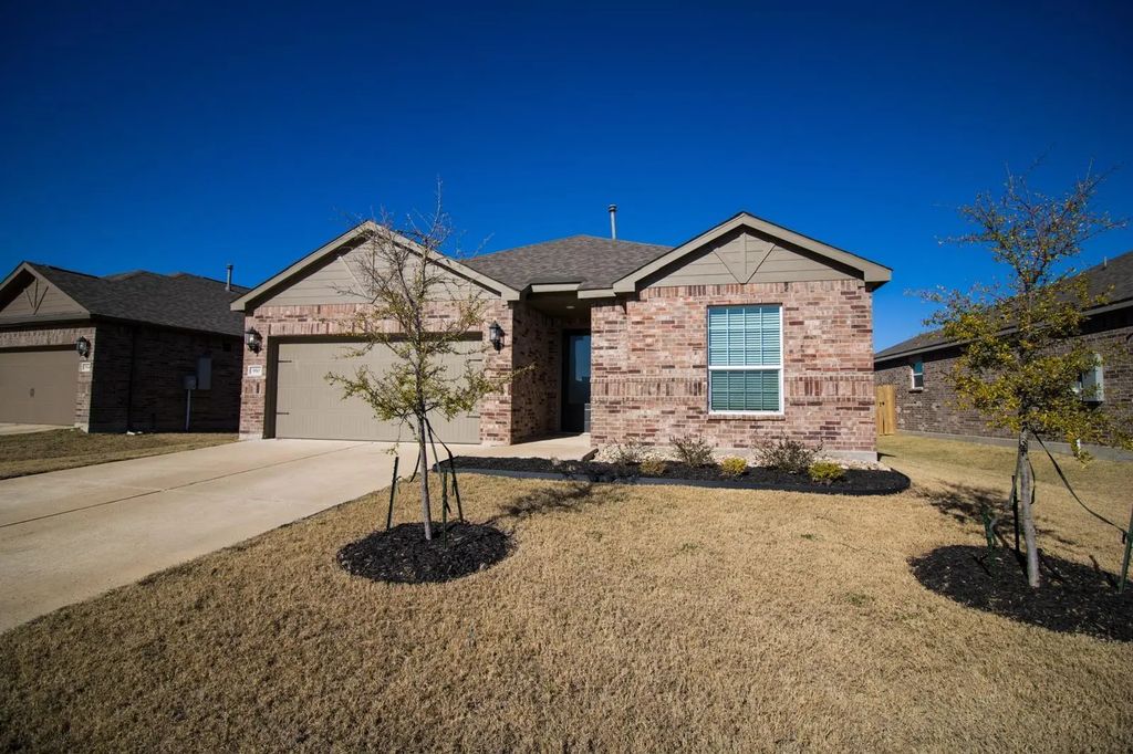 910 Emerson Drive, Anna