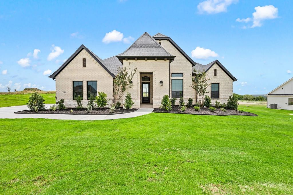 12109 Bella Vino Drive, Fort Worth