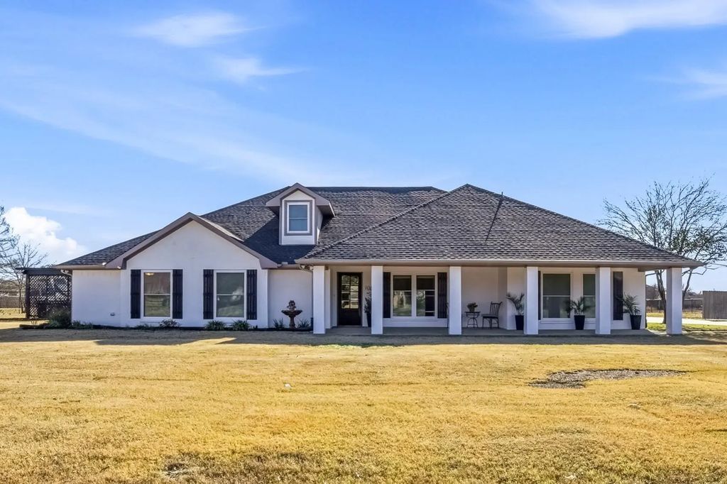10675 Woodbridge Drive, Forney