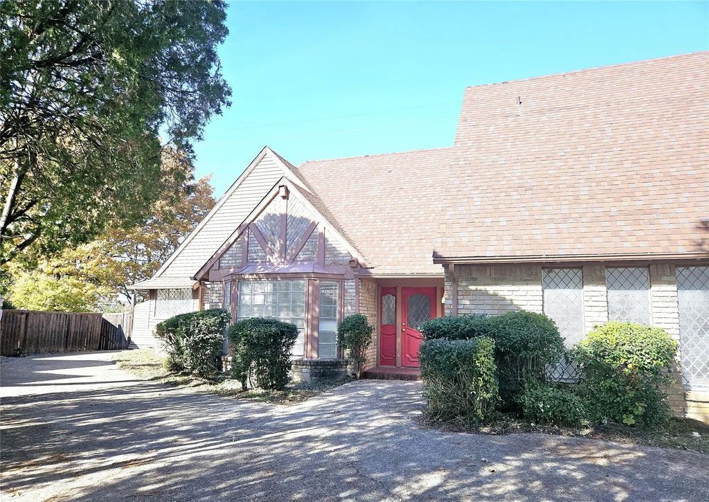 7603 Dentcrest Drive, Dallas