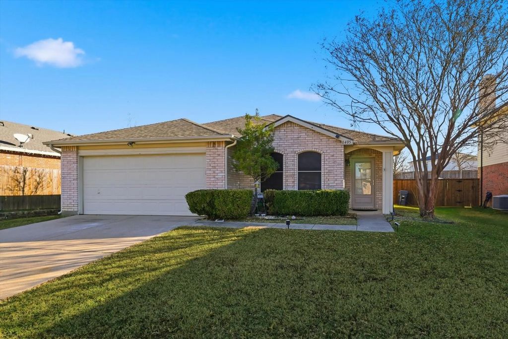 8405 Seven Oaks Lane, Denton
