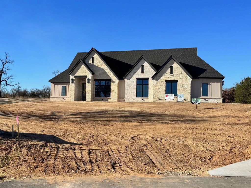 1065 Arbor Vista Drive, Azle
