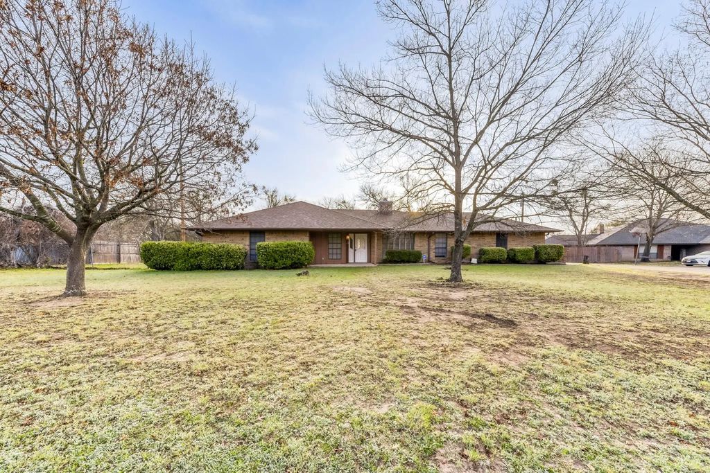 517 Kings Gate Road, Willow Park