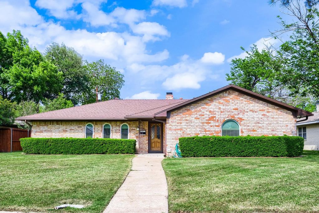 6946 Hunnicut Place, Dallas
