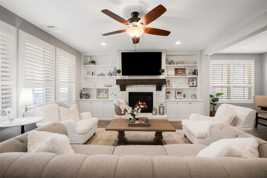 712 Llano Falls Drive, McKinney