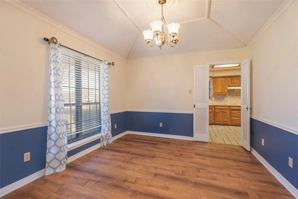 3906 Castle Drive, Rowlett