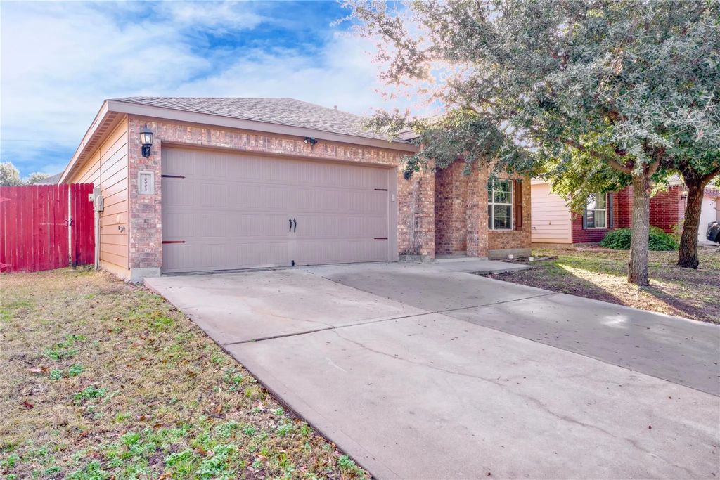 10005 Quail Glen Drive, Fort Worth