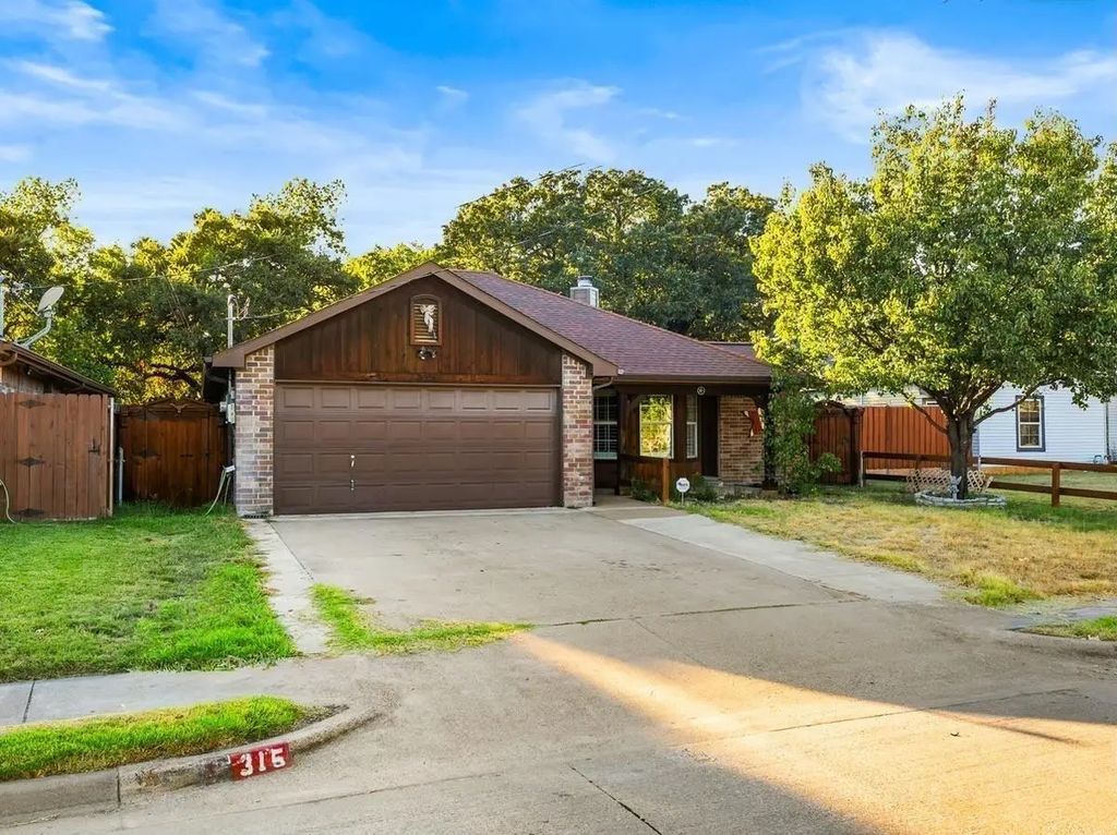 315 Gilbert Road, Irving