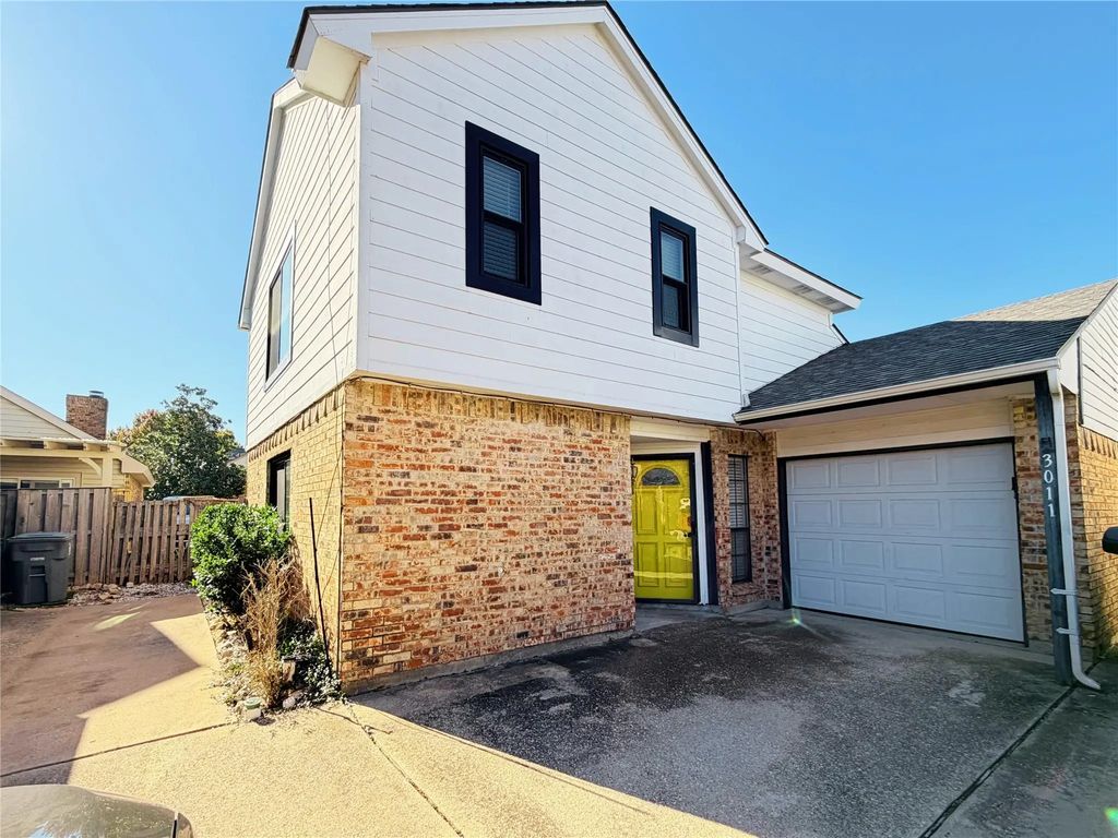 3011 Harbinger Lane, Dallas
